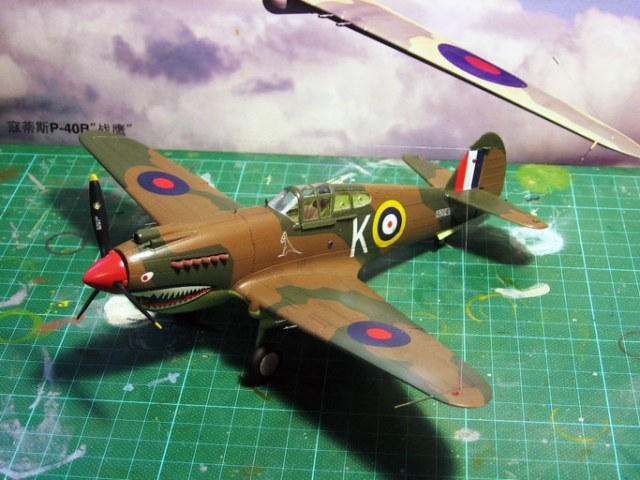 Curtiss P-40B (Tomahawk IIA) 1/48
