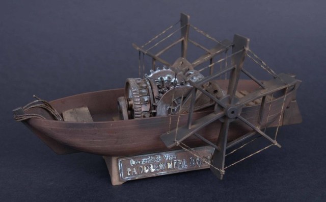Leonardo Da Vinci - Paddlewheel boat