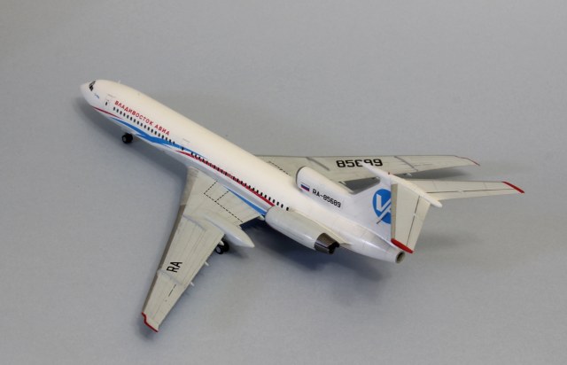 Ту-154М "Владивосток авиа"