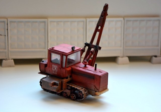 Трактор-трубоукладчик ДТ-75М