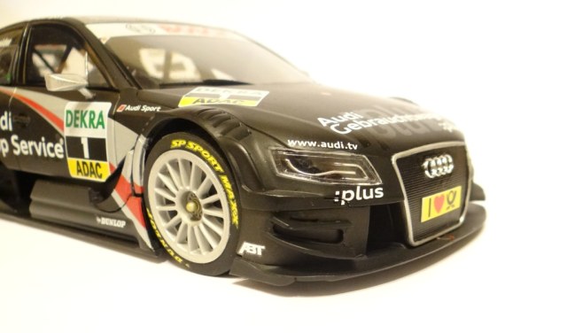 Audi A4 DTM 2009 Timo Scheider
