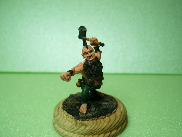 Гном-берсерк