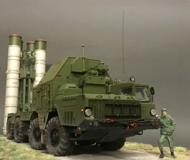 Пусковая установка 5П85С на шасси МАЗ-543М из состава ЗРC С-300ПС "Волхов М-6"