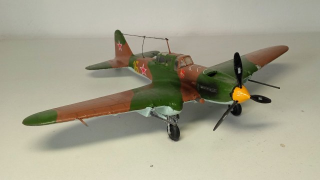 Ил-2-37 Звезда 1:72