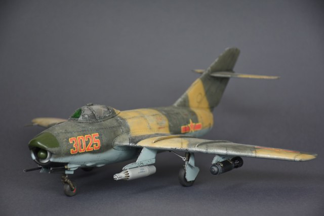 J-4 или бурные фантазии на тему китайских ВВС