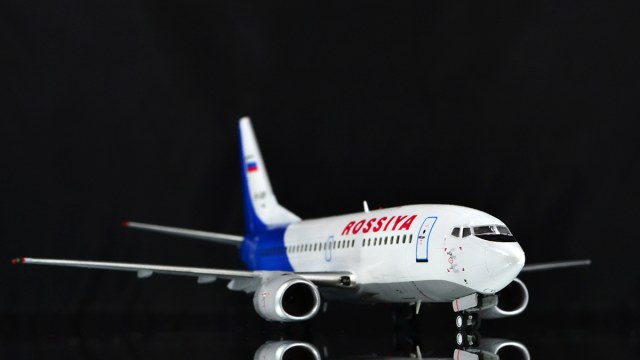 Boeing 737-500 Пулково-Россия EI-CDD