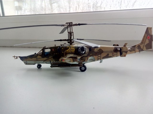 Российский ударный вертолет КА-50