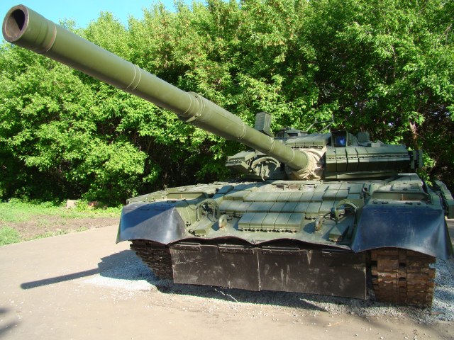 Российский (советский) основной боевой танк Т-80 БВ