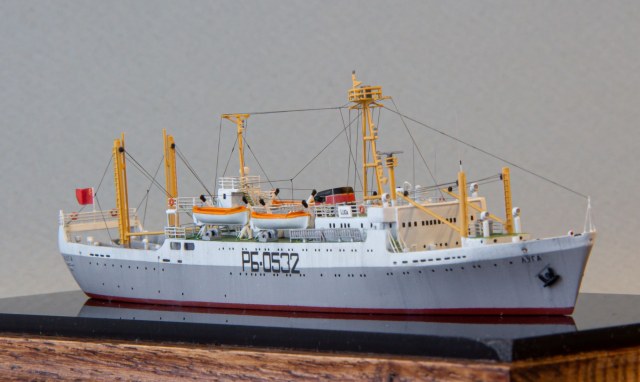 БМРТ пр. 394 "Луга", 1/700