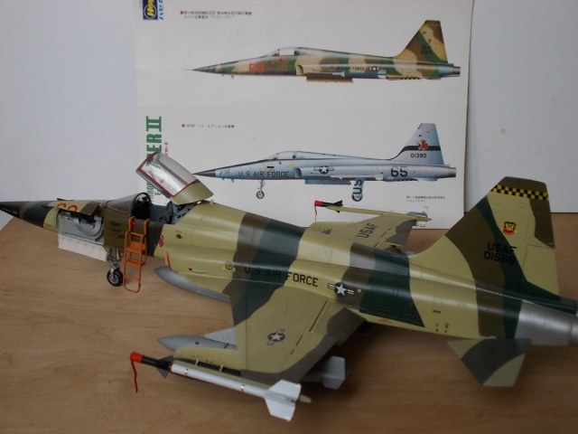 Многоцелевой истребитель  F-5E Tiger II