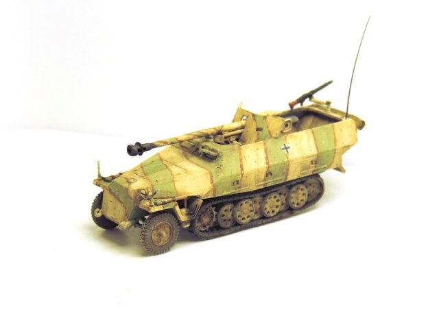 Sd. Kfz. 251/22 Ausf. D "Pakwagen"  1/72