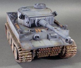 TIGER 1 INITIAL PRODUCTION EARLY 1943