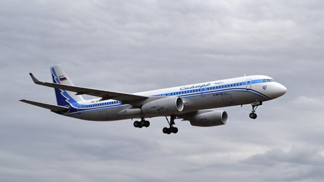 Ту-204 Сибирь RA-64017