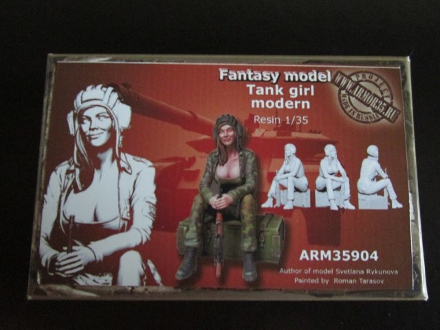 Современная танкистка (Пин–ап по Российски)