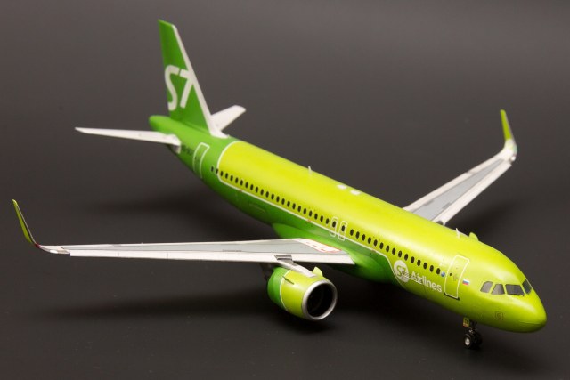 Airbus A320neo S7 VQ-BCF