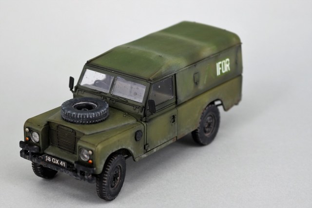 Land Rover 109' LWB