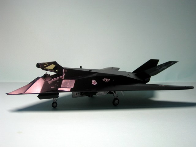 F-117.