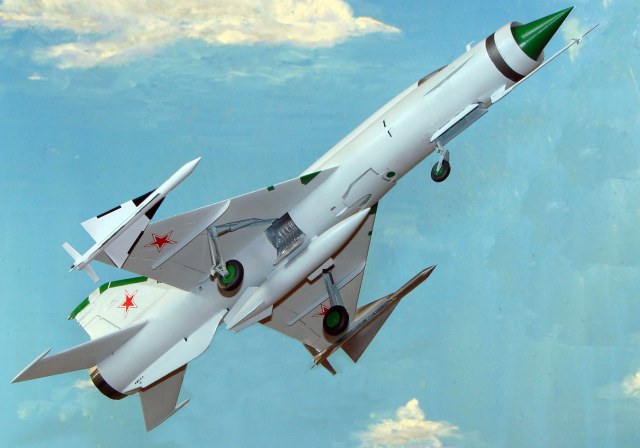 экспериментальный истребитель-перехватчик Е-152М