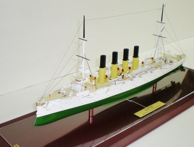 Бронепалубный крейсер I ранга "Варяг"