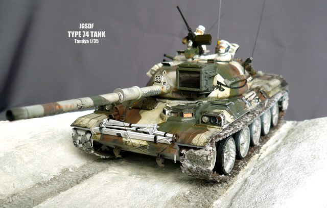 JGSDF  TYPE 74 TANK       1/35