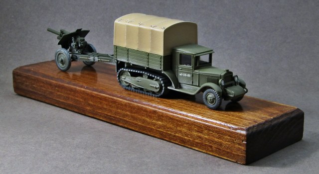 Зис-42 с гаубицей М-30