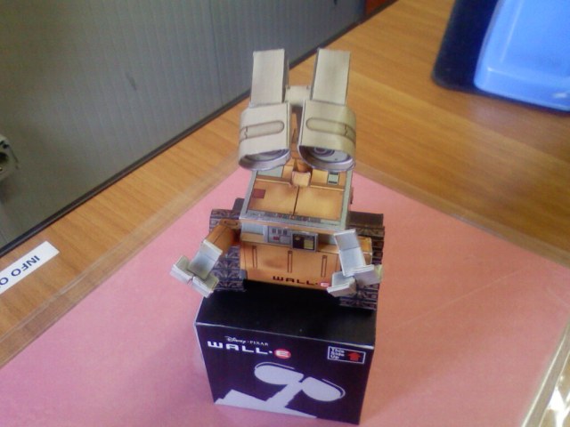 Hi! My name is WELL-e