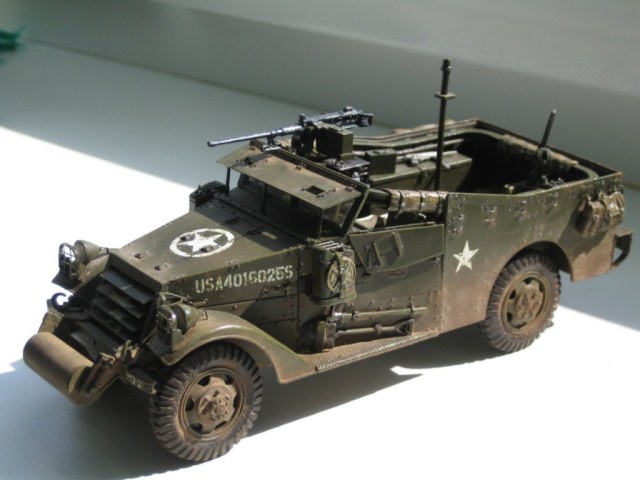 Scout car M3A1