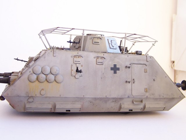 Тяжелый дозорный броневагон (он же Kommandowagen)