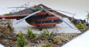 Вертолётная площадка строителей ЛЭП. Где-то за полярным кругом.