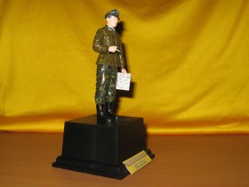 Sturmbannfuhrer Diefental 1:16 Dragon 1622