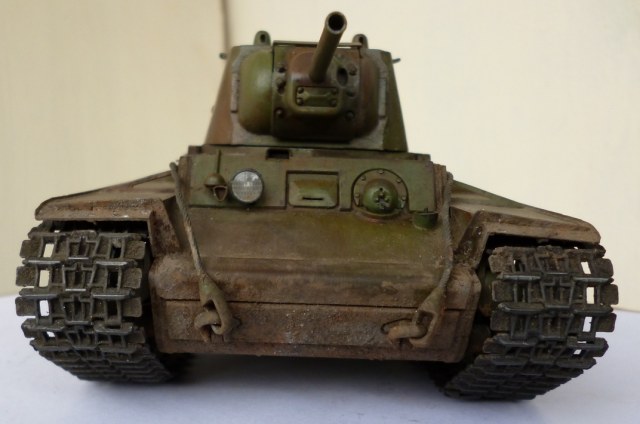 КВ-1  с литой башней 42 года