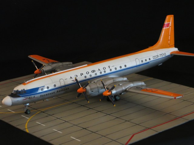 Ил-18В  СССР-75743