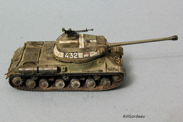 Советский тяжелый танк ИС-2