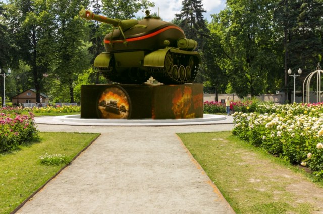 Памятник "танкистам"  :)