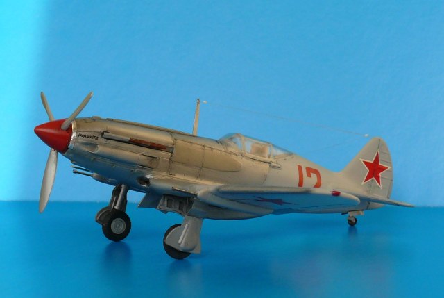 МиГ-3 1/72, MAQUETTE