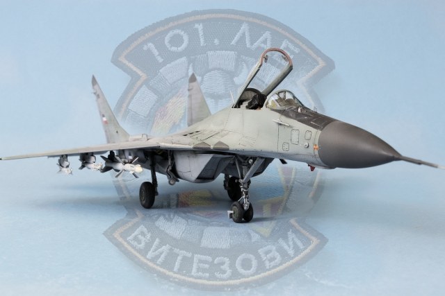 МИГ-29 (9-12) "Витезови" М1/72