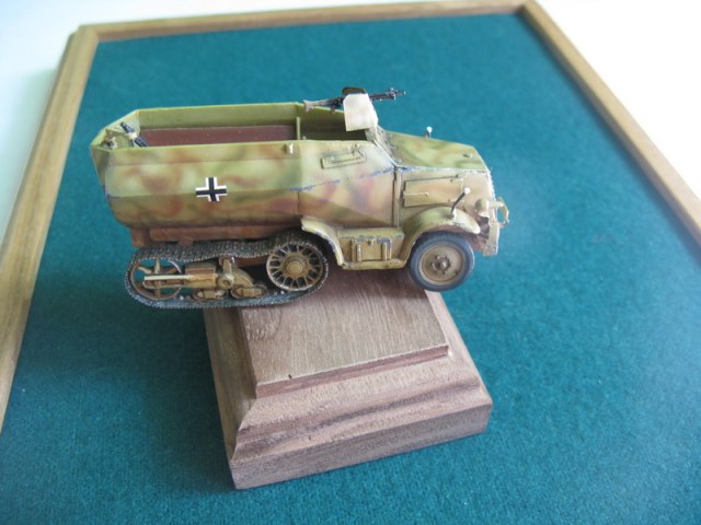 Leichter Schutzenpanzerwagen(2Ausf)auf Unic P107 U304f