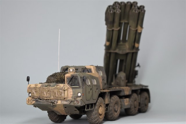 РСЗО 9А52-2 "Смерч"