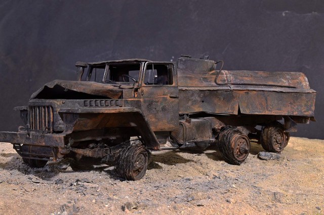 Топливозаправщик на базе Урал-375…