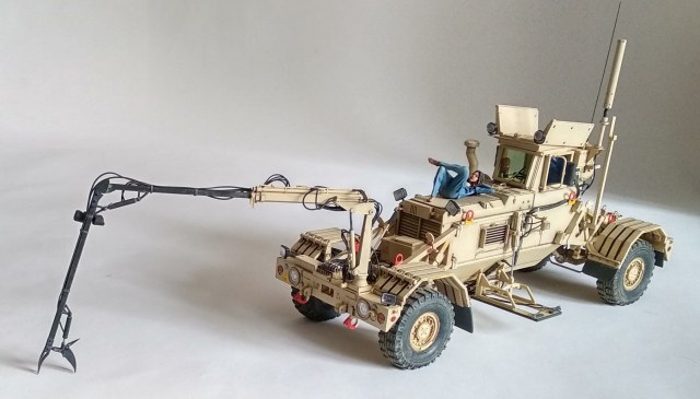 HUSKY Mk.III VMMD w/interrogation arm
