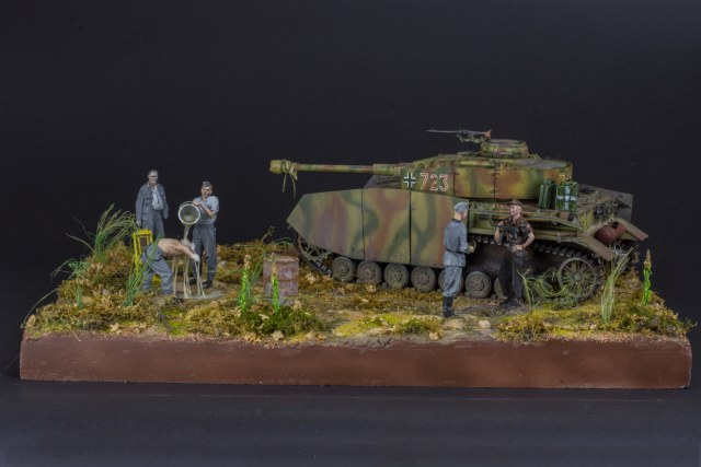 T-4 Ausf J на привале