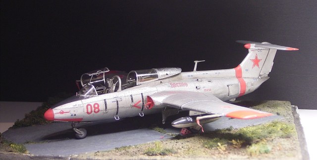 Л-29 "Дельфин"