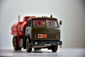 Топливозаправщик АЦ-8 на шасси МАЗ-5334