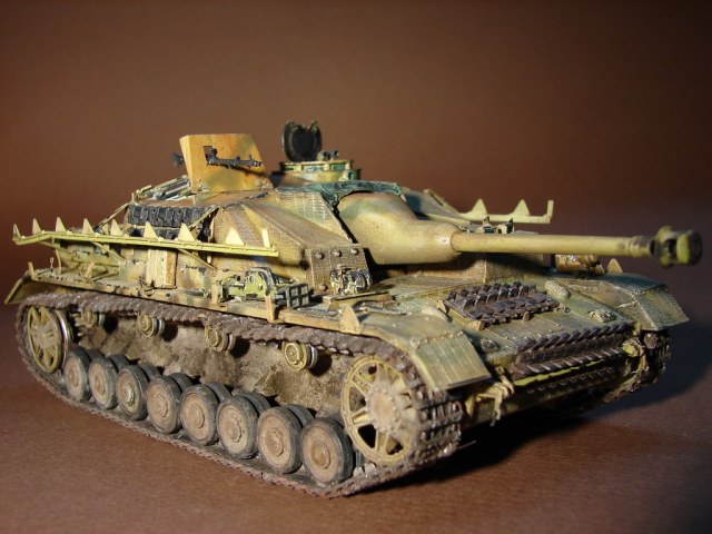 StuG.IV Early Production w/Zimmerit