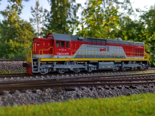 Тепловоз ТЭМ7