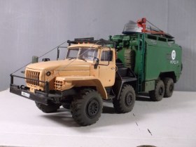 УРАЛ-4320 осьминожка, охотничья избушка 13-й кордон (привет Кузьмич!)