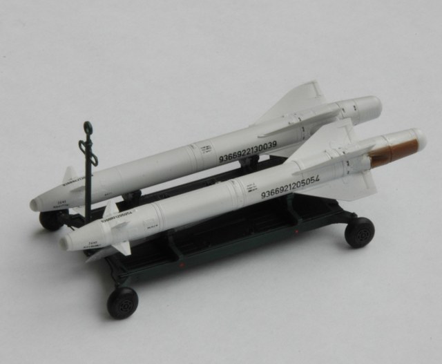 Тележка для транспортировки авиационных боеприпасов 1/48