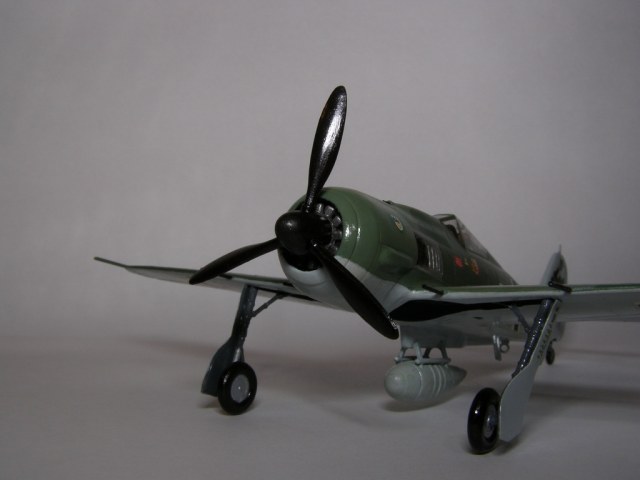 FW-190 A8