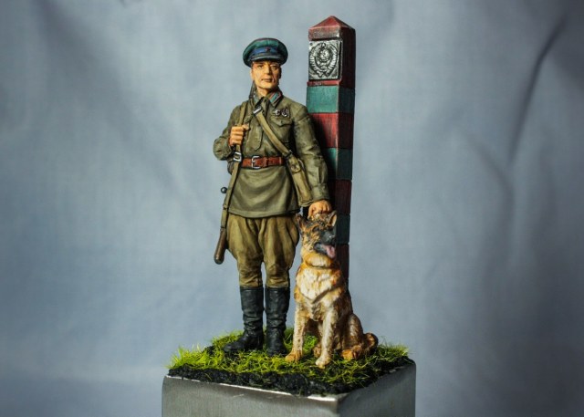 Младший сержант Пограничных войск с собакой, 1941 г. СССР