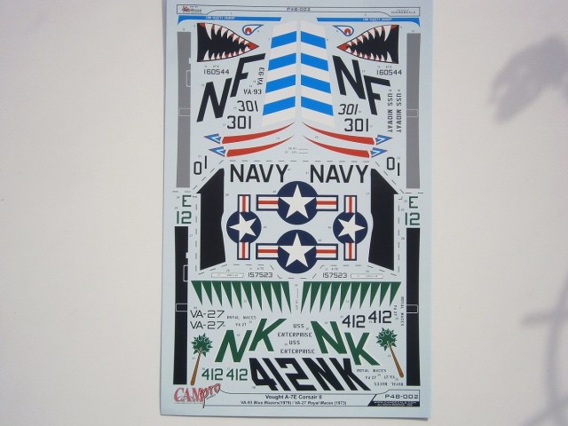 Деколь  на A-7E  CORSAIR  2